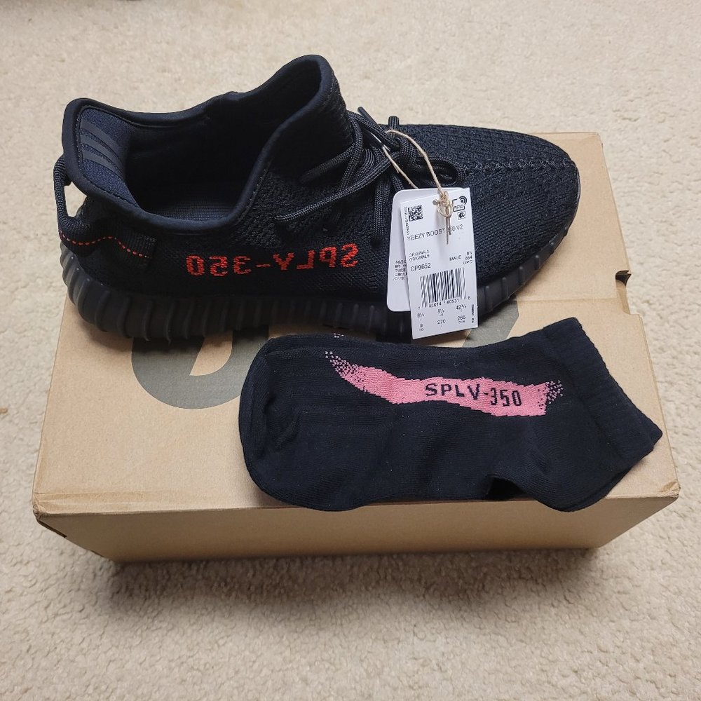 Yeezy Boost 350 V2 Men Sport Shoes Black Reflective Size US 9 With Socks